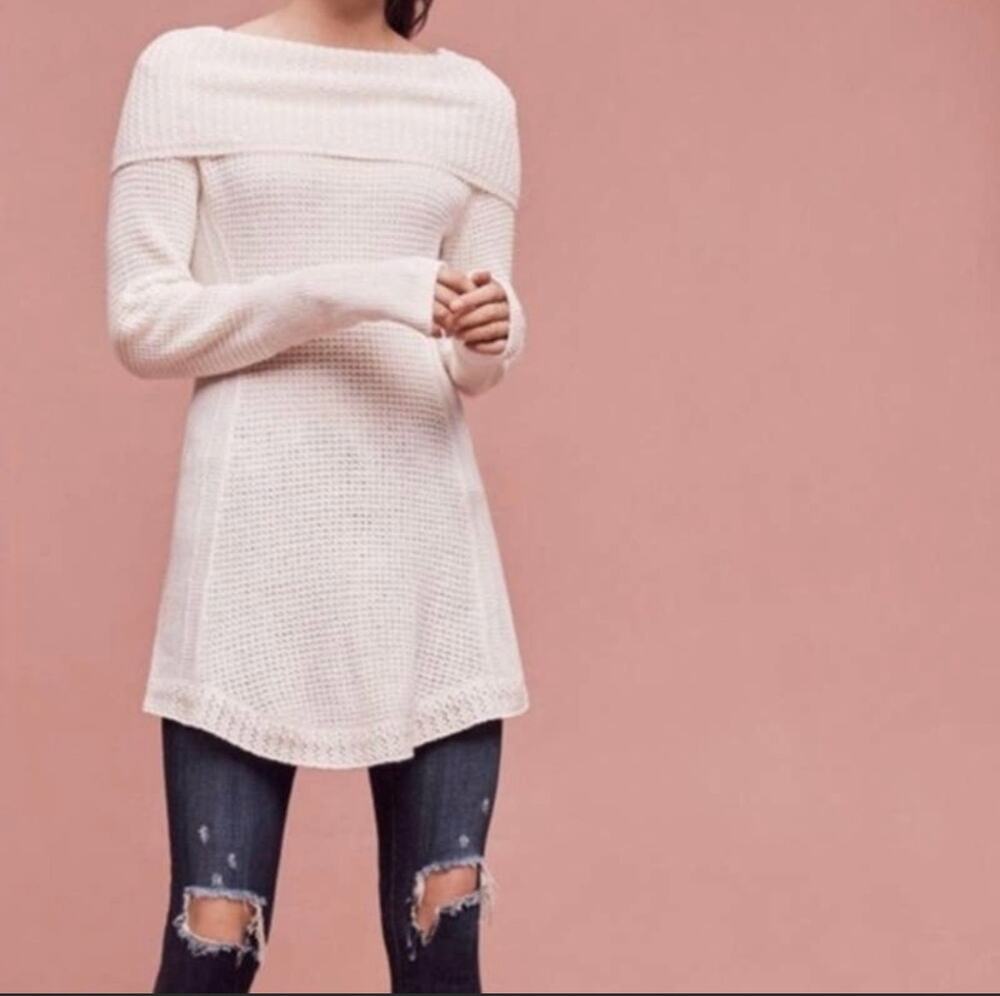 Anthro Angel of the North Rosie Cream Cowl Neck Tunic Sweater Size Medium
